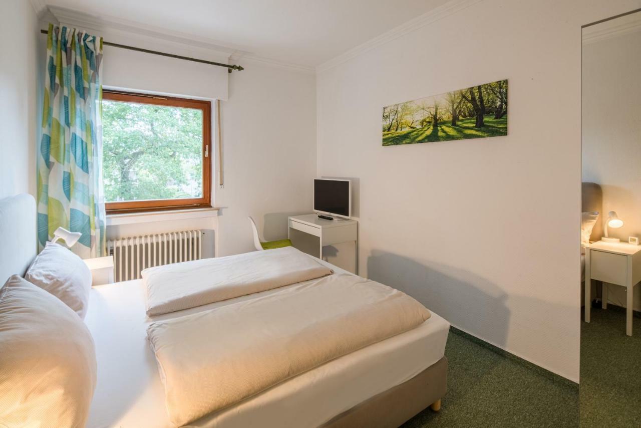 Hotel Hopener Wald ,Self Check In Löhne Exteriör bild